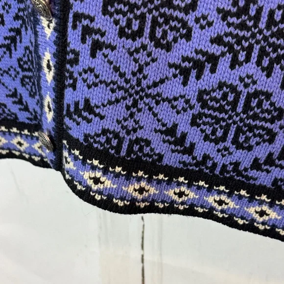 Vintage L. L. Bean Purple and Black Knit Cardigan 100% merino wool - Picture 3 of 11